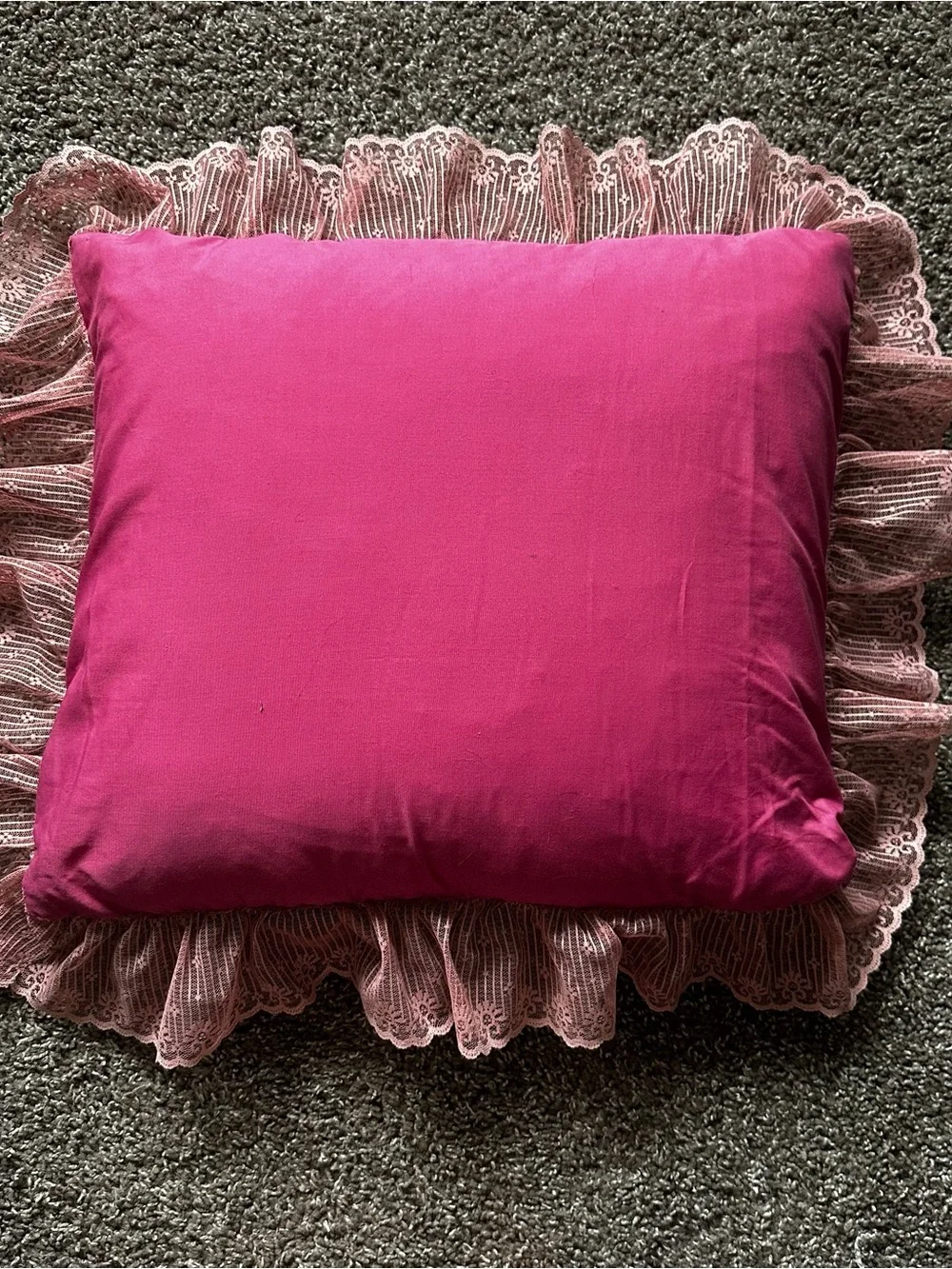 Vintage Daisy Kingdom Victorian Cat Pillow Cottage Decor